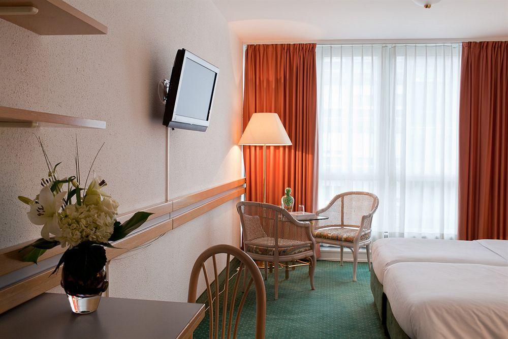 Hotel Longchamp 3*